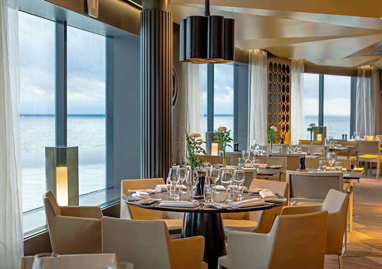 Viking Line Ferry Viking Grace - One-Way Journey From Turku To Stockholm Hotel Bagian luar foto