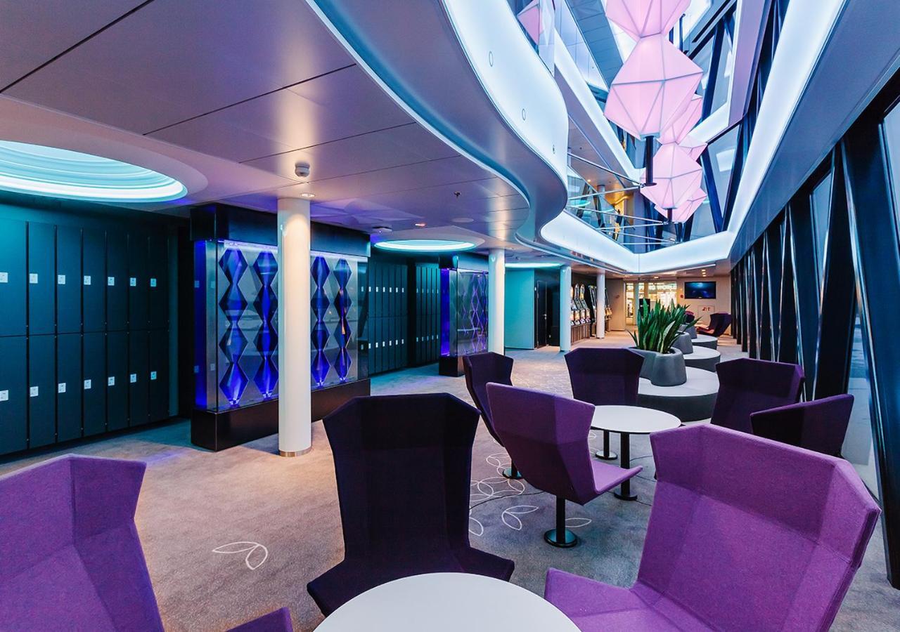 Viking Line Ferry Viking Grace - One-Way Journey From Turku To Stockholm Hotel Bagian luar foto