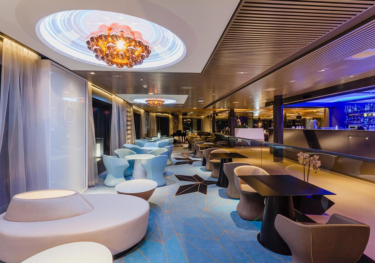 Viking Line Ferry Viking Grace - One-Way Journey From Turku To Stockholm Hotel Bagian luar foto