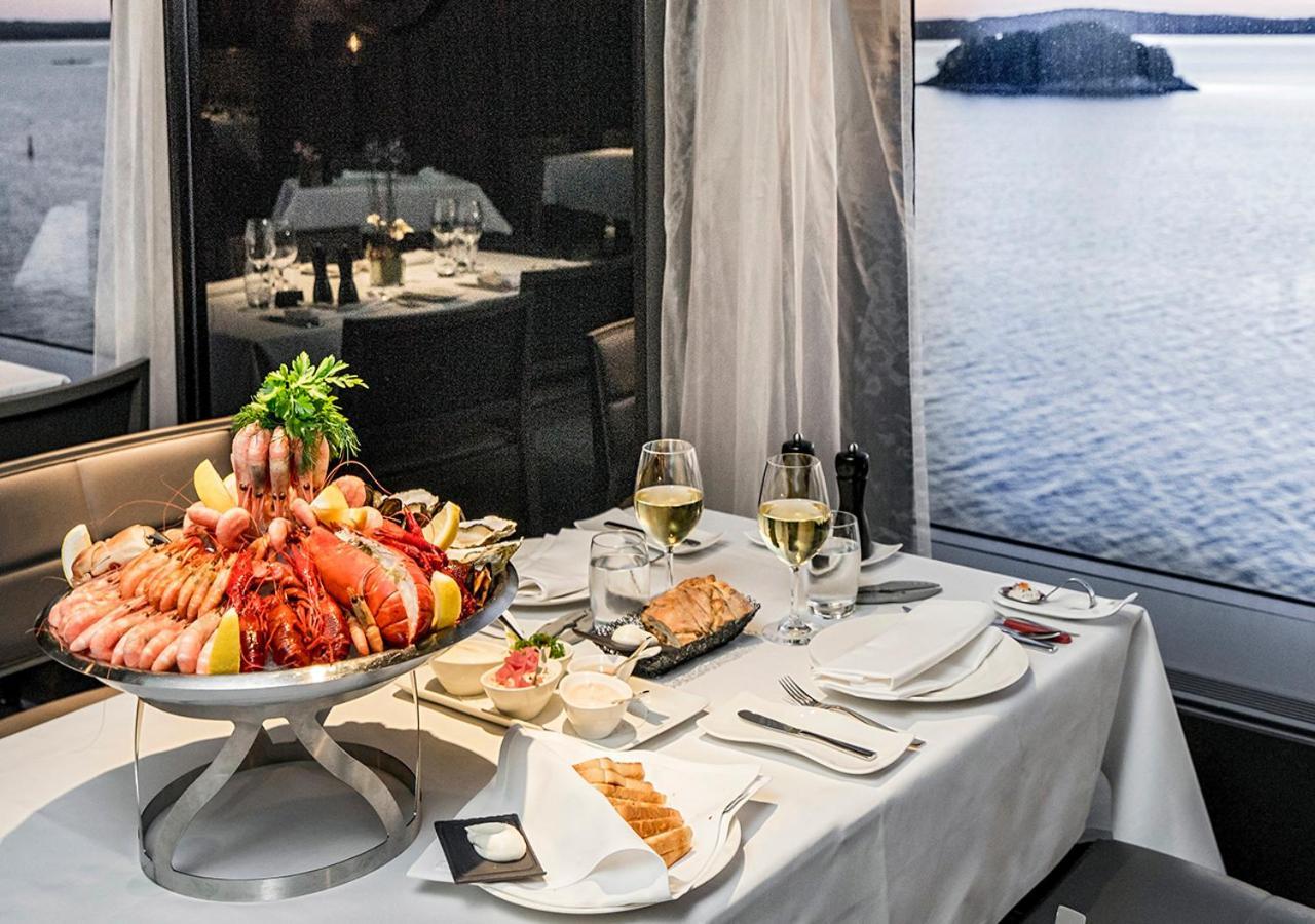 Viking Line Ferry Viking Grace - One-Way Journey From Turku To Stockholm Hotel Bagian luar foto
