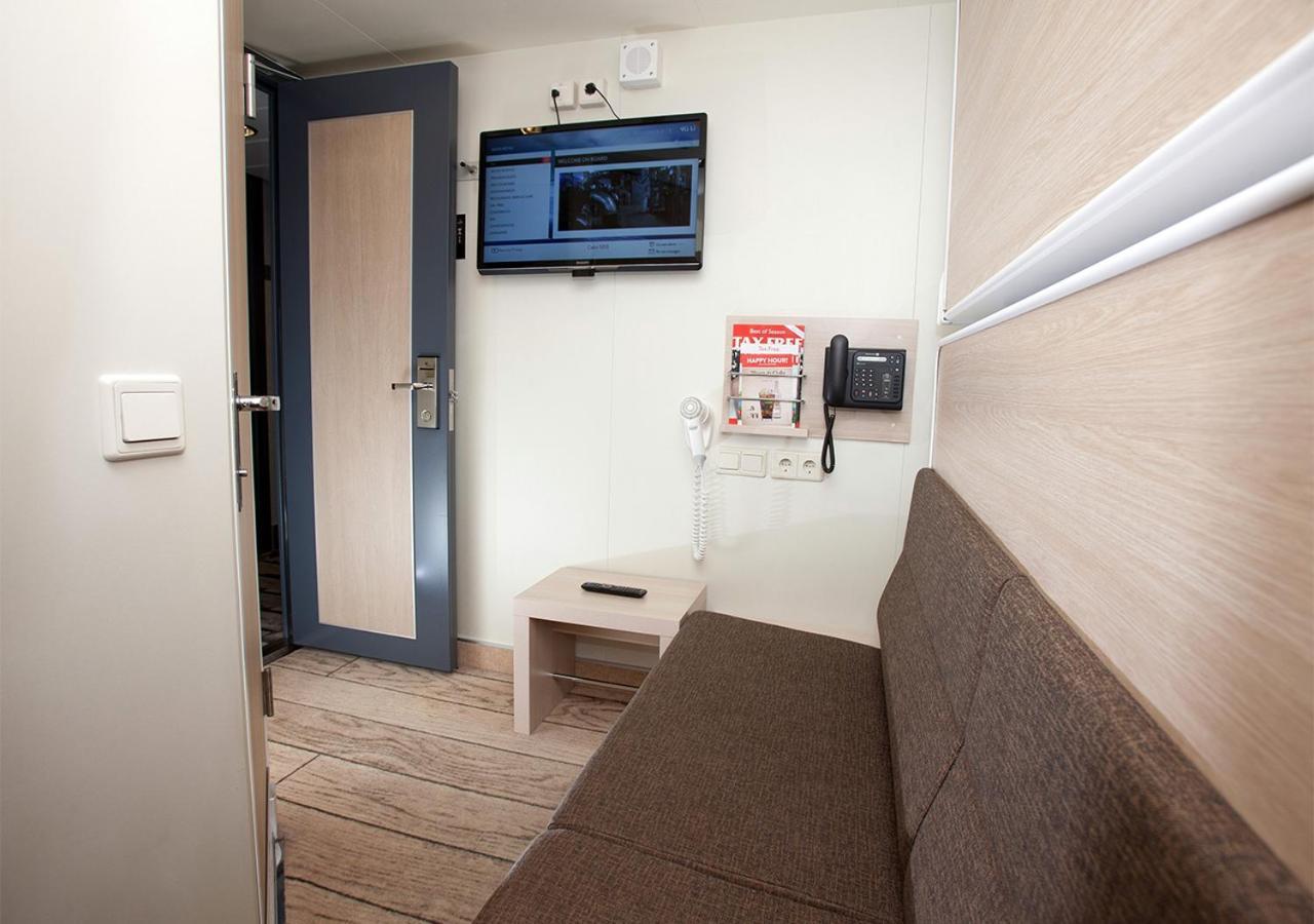 Viking Line Ferry Viking Grace - One-Way Journey From Turku To Stockholm Hotel Ruang foto